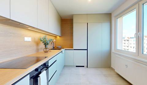 Eladó 3 szobás lakás, 3 szobás lakás, Janka Palu, Trenčín, Szlovákia