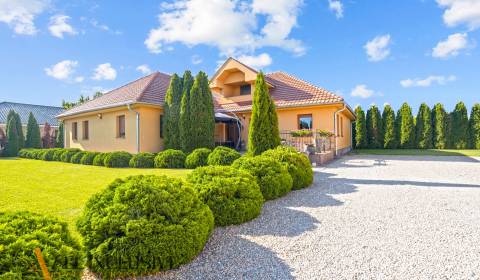 Eladó Családi ház, Családi ház, Dunajská Streda, Szlovákia