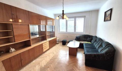 Kiadó 2 szobás lakás, 2 szobás lakás, Topoľčany, Szlovákia