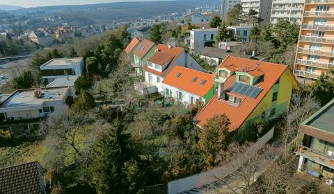 Eladó Családi ház, Családi ház, Royova, Bratislava - Nové Mesto, Szlov