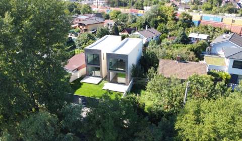 Eladó Családi ház, Családi ház, Vajnory, Bratislava - Vajnory, Szlovák