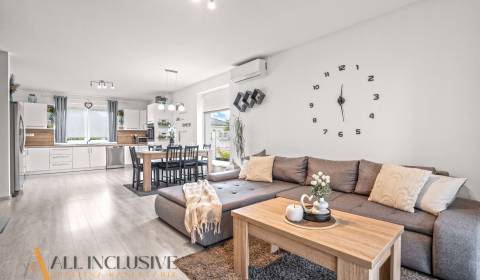 Eladó Családi ház, Családi ház, Kolónia, Dunajská Streda, Szlovákia