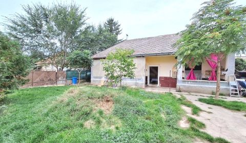 Eladó Családi ház, Családi ház, Komárno, Szlovákia