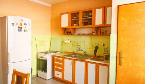 Eladó 2 szobás lakás, 2 szobás lakás, Žiar nad Hronom, Szlovákia