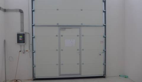 Kiadó Raktárak és ipari épületek, Raktárak és ipari épületek, Bratisla