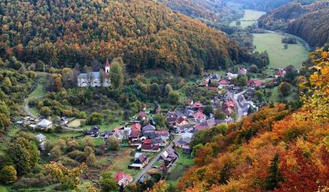 Eladó Családi ház, Családi ház, Moštenica, Banská Bystrica, Szlovákia