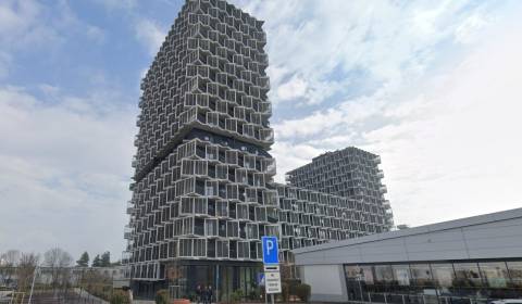 Kiadó Garázsok, Garázsok, Račianska, Bratislava - Nové Mesto, Szlováki