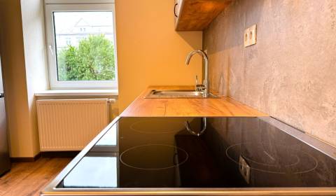 Kiadó 2 szobás lakás, 2 szobás lakás, Bajzova, Košice - Staré Mesto, S