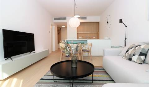 Kiadó 2 szobás lakás, 2 szobás lakás, Čulenova, Bratislava - Staré Mes