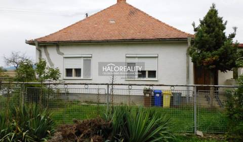 Eladó Családi ház, Topoľčany, Szlovákia