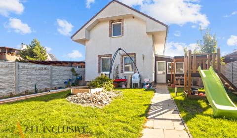 Eladó Családi ház, Családi ház, Tureň, Senec, Szlovákia