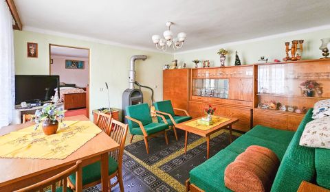 Eladó Családi ház, Családi ház, Dolné Orešany, Trnava, Szlovákia