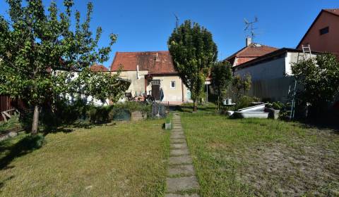 Eladó Családi ház, Családi ház, Komárno, Szlovákia