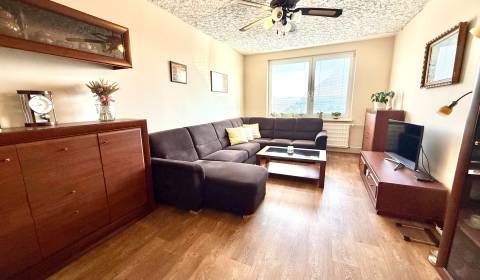 Eladó 3 szobás lakás, 3 szobás lakás, Sotinská, Senica, Szlovákia