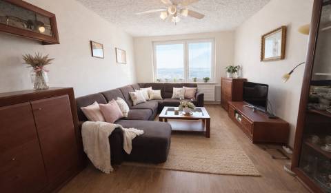 Eladó 3 szobás lakás, 3 szobás lakás, Sotinská, Senica, Szlovákia