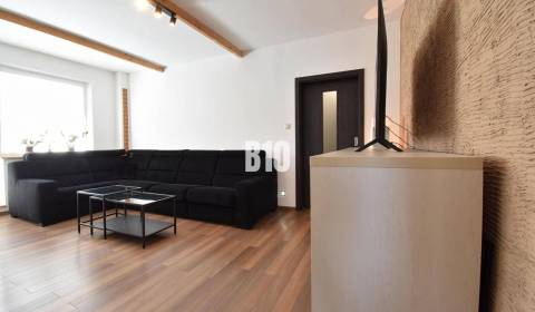 Eladó 3 szobás lakás, 3 szobás lakás, Žilina, Szlovákia