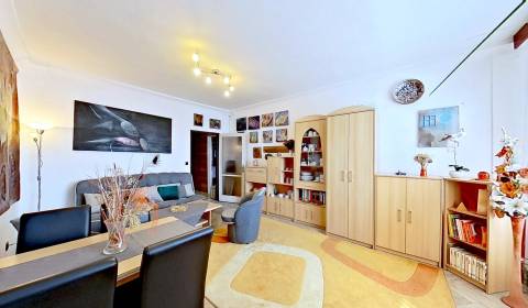 Eladó 3 szobás lakás, 3 szobás lakás, Čsl. Parašutistov, Bratislava - 