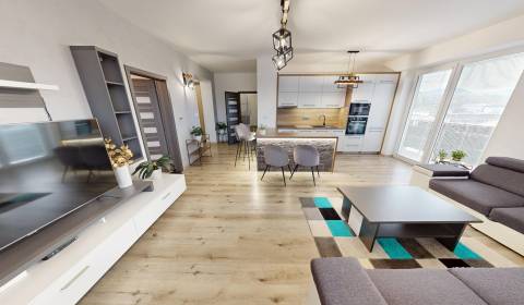 Eladó 3 szobás lakás, 3 szobás lakás, Námestie Iglovia, Spišská Nová V