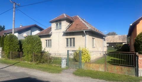 Eladó Családi ház, Családi ház, Záhumnie, Banská Bystrica, Szlovákia