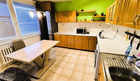 Eladó 3 szobás lakás, 3 szobás lakás, Cukrovarská, Galanta, Szlovákia