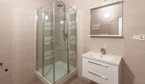 Eladó 3 szobás lakás, 3 szobás lakás, G. Bethlena, Nové Zámky, Szlovák