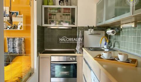 Eladó 3 szobás lakás, Banská Bystrica, Szlovákia