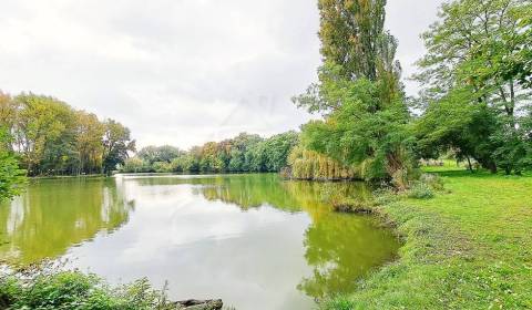 Eladó Családi ház, Családi ház, Nitra, Szlovákia