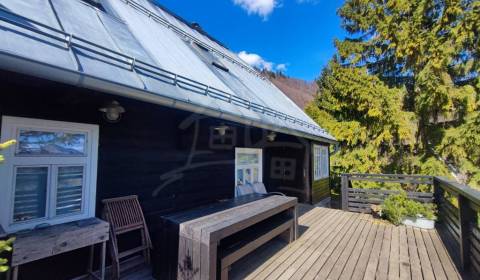 Eladó Családi ház, Családi ház, Banská Bystrica, Szlovákia