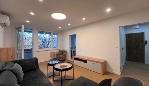 Kiadó 3 szobás lakás, 3 szobás lakás, Fadruszova, Bratislava - Karlova