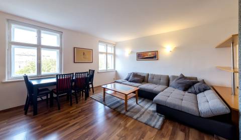 Kiadó 2 szobás lakás, 2 szobás lakás, Hviezdoslavovo námestie, Bratisl