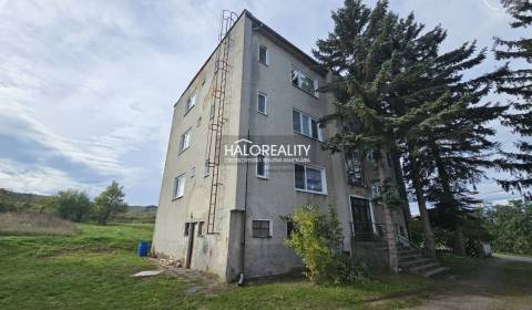 Eladó 3 szobás lakás, Lučenec, Szlovákia