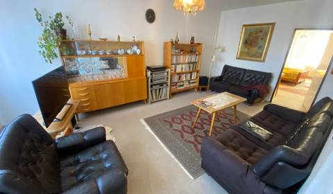 Eladó 3 szobás lakás, 3 szobás lakás, J. Gagarina, Zvolen, Szlovákia