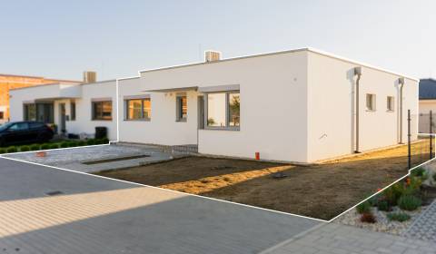 Eladó Családi ház, Családi ház, Lúčky, Trenčín, Szlovákia