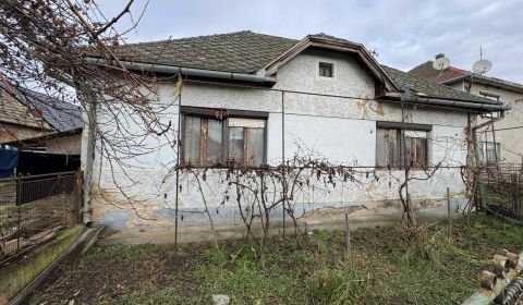 Eladó Családi ház, Családi ház, Levice, Szlovákia