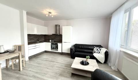 Eladó 2 szobás lakás, 2 szobás lakás, Sadová, Senica, Szlovákia