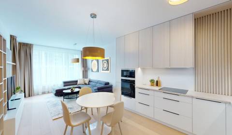 Kiadó 2 szobás lakás, 2 szobás lakás, Bottova, Bratislava - Staré Mest