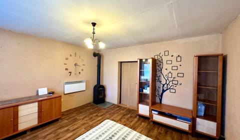 Eladó Családi ház, Családi ház, Topoľčany, Szlovákia