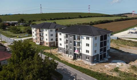 Eladó 2 szobás lakás, 2 szobás lakás, Topoľčany, Szlovákia