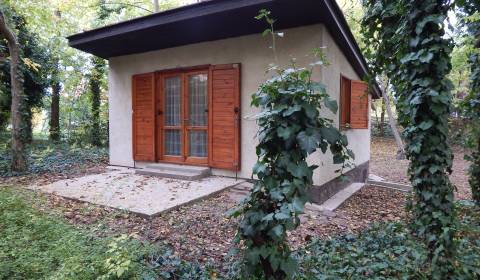 Eladó Nyaraló, Nyaraló, Komárno, Szlovákia