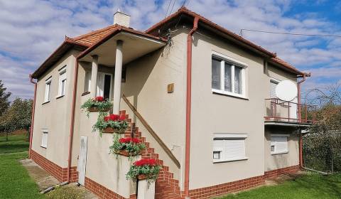 Eladó Családi ház, Családi ház, Zlaté Moravce, Szlovákia