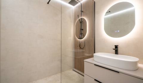 Eladó 3 szobás lakás, 3 szobás lakás, Pod kaštieľom, Ilava, Szlovákia