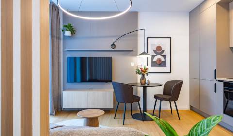 Kiadó 2 szobás lakás, 2 szobás lakás, Mierová, Bratislava - Ružinov, S