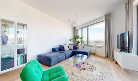 Eladó 3 szobás lakás, 3 szobás lakás, Továrenská, Bratislava - Staré M