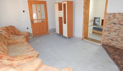 Eladó Családi ház, Családi ház, Nové Zámky, Szlovákia