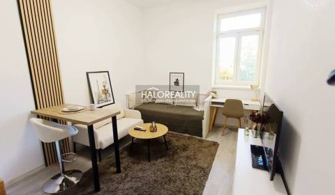 Eladó Garzonlakás, Žiar nad Hronom, Szlovákia