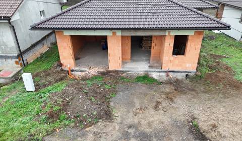 Eladó Családi ház, Családi ház, Levice, Szlovákia