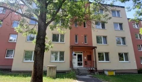 Eladó 3 szobás lakás, 3 szobás lakás, Západná, Trenčín, Szlovákia