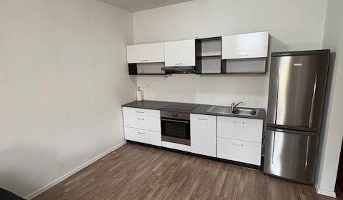 Kiadó 2 szobás lakás, 2 szobás lakás, Trenčín, Szlovákia