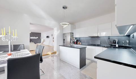 Eladó Családi ház, Családi ház, Košice-okolie, Szlovákia