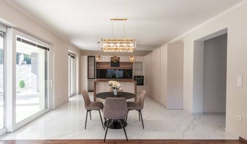 Eladó Családi ház, Családi ház, Komárno, Szlovákia